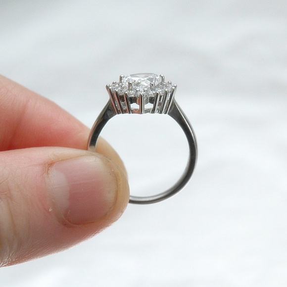 Sterling Silver Pear Cut Halo Ring Engagement ring - Picture 4 of 5